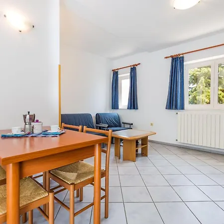 Mit Terrasse By Interhome Mošćenička Draga